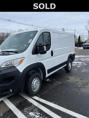 Bright White Clearcoat 2026 RAM ProMaster 1500 Low Roof