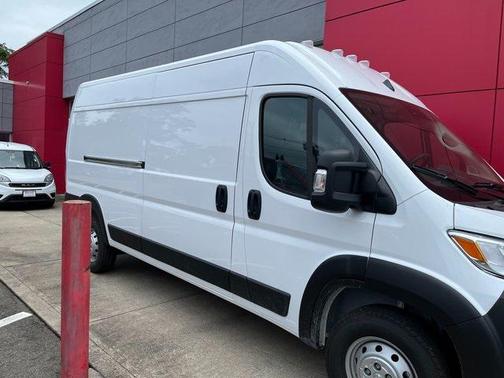 2025 RAM ProMaster 2500 Tradesman