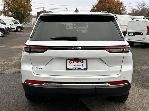 2023 Jeep Grand Cherokee 4xe Base