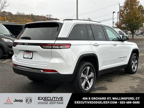 2023 Jeep Grand Cherokee 4xe Base