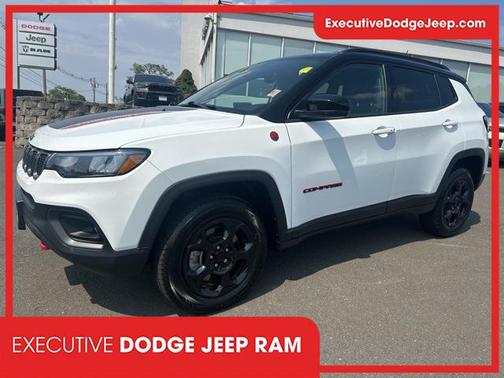 2024 Jeep Compass Trailhawk