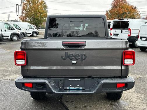 2026 Jeep Gladiator Sport S