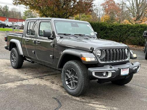 2026 Jeep Gladiator Sport S