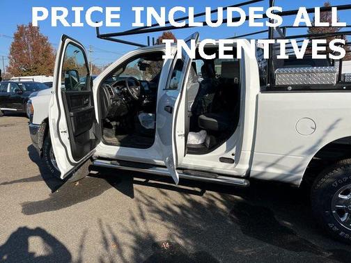 2024 RAM 2500 Tradesman Crew Cab 4x4 6'4' Box