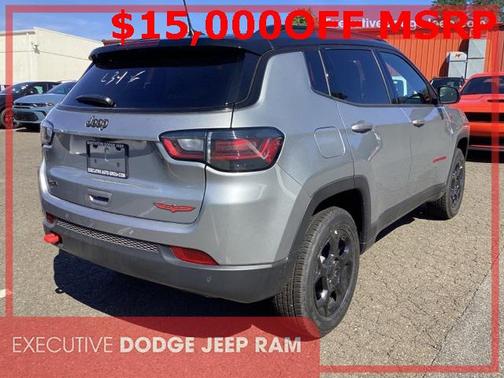 2023 Jeep Compass Trailhawk