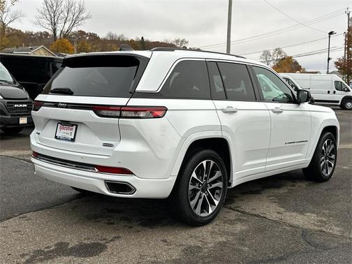 2023 Jeep Grand Cherokee 4xe Overland
