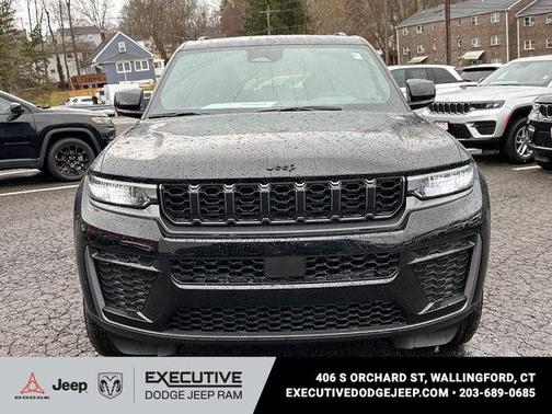 2026 Jeep Grand Cherokee Altitude