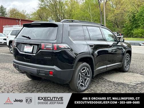 Diamond Black Crystal Pearlcoat 2026 Jeep Cherokee Limited