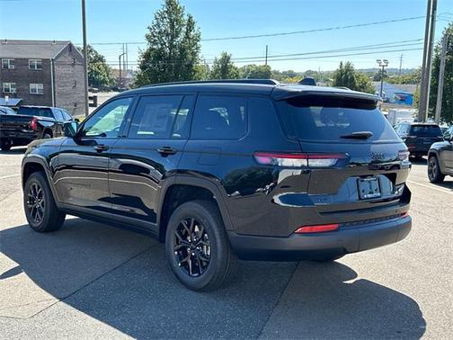 2025 Jeep Grand Cherokee L Altitude