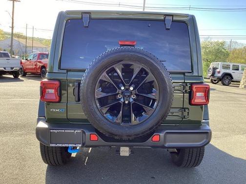 2022 Jeep Wrangler Unlimited 4xe Sahara
