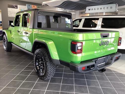 2025 Jeep Gladiator Willys