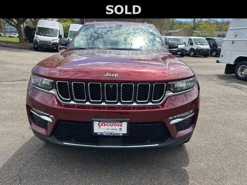 Velvet Red Pearlcoat 2024 Jeep Grand Cherokee 4xe Base