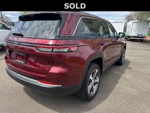 Velvet Red Pearlcoat 2024 Jeep Grand Cherokee 4xe Base