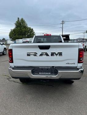 2025 RAM 2500 Tradesman Regular Cab 4x4 8' Box