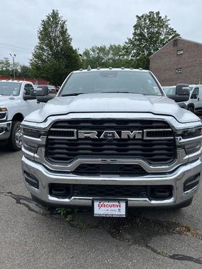2025 RAM 2500 Tradesman Regular Cab 4x4 8' Box