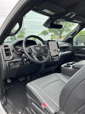 2025 RAM 2500 Tradesman Regular Cab 4x4 8' Box