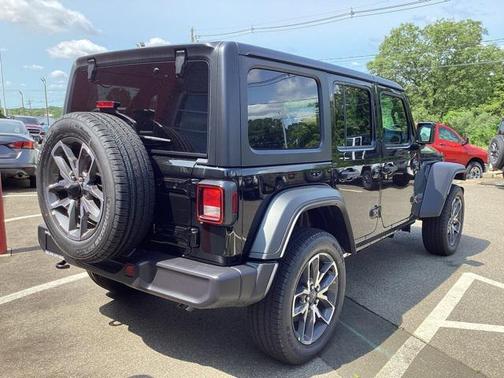 2025 Jeep Wrangler 4xe Sport S