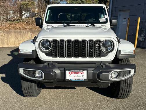 2026 Jeep Gladiator Sport S