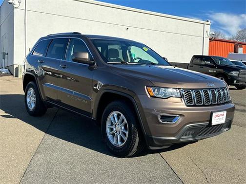 2019 Jeep Grand Cherokee Laredo