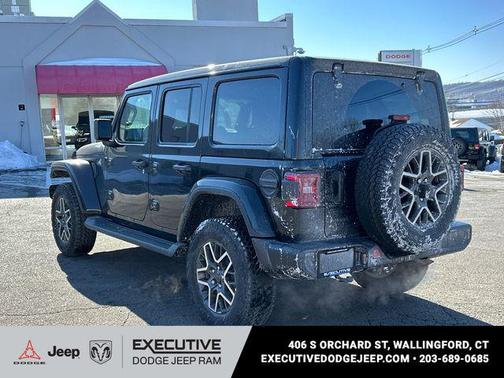 2026 Jeep Wrangler 4-Door Sahara 4x4