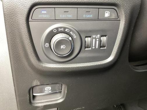 2024 Jeep Grand Cherokee 4xe Anniversary Edition