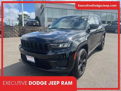 2023 Jeep Grand Cherokee Altitude