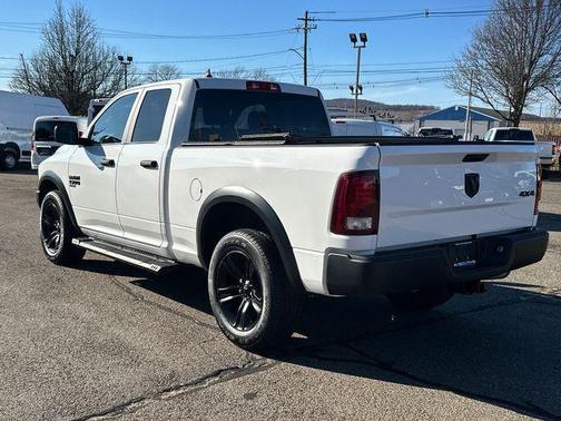 2022 RAM 1500 Classic Warlock Quad Cab 4x4 6'4' Box