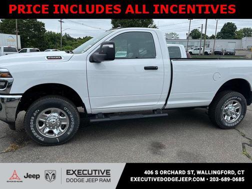 2025 RAM 2500 Tradesman Regular Cab 4x4 8' Box