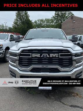 2025 RAM 2500 Tradesman Regular Cab 4x4 8' Box