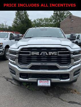 2025 RAM 2500 Tradesman Regular Cab 4x4 8' Box