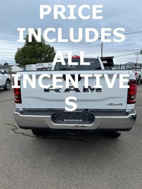 2025 RAM 2500 Tradesman Regular Cab 4x4 8' Box