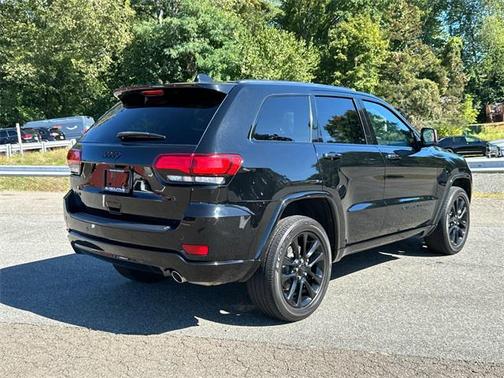 2022 Jeep Grand Cherokee Laredo
