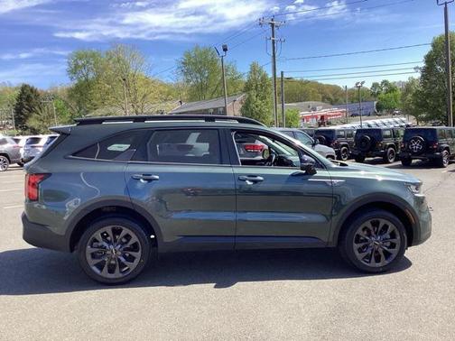 2022 Kia Sorento EX