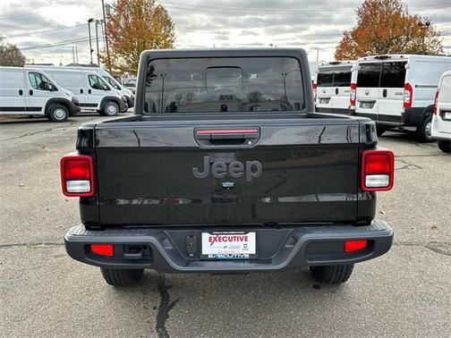 2026 Jeep Gladiator Sport S