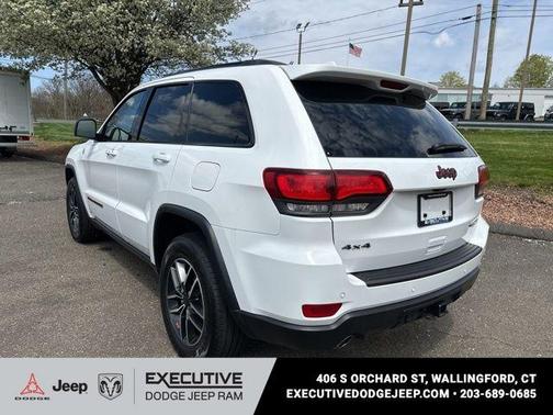 Bright White Clearcoat 2021 Jeep Grand Cherokee Trailhawk