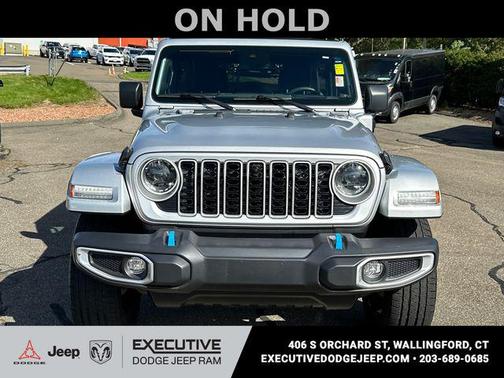 Silver Zynith Clearcoat 2024 Jeep Wrangler 4xe Sahara