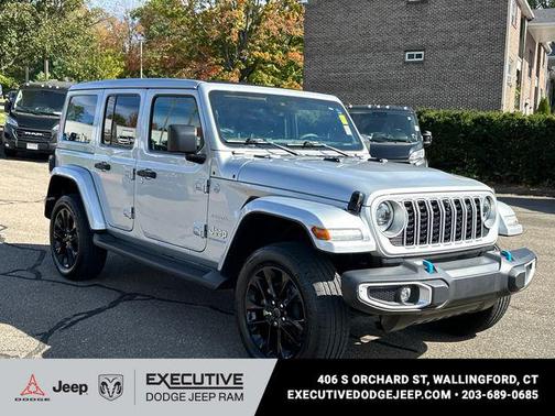 Silver Zynith Clearcoat 2024 Jeep Wrangler 4xe Sahara