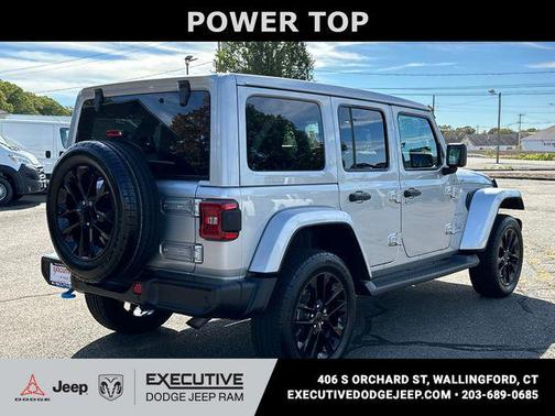 Silver Zynith Clearcoat 2024 Jeep Wrangler 4xe Sahara