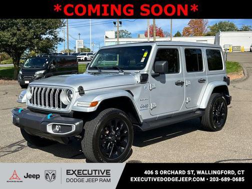 Silver Zynith Clearcoat 2024 Jeep Wrangler 4xe Sahara