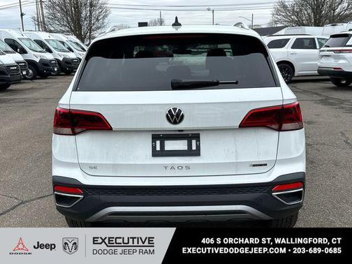 2024 Volkswagen Taos 1.5T SE