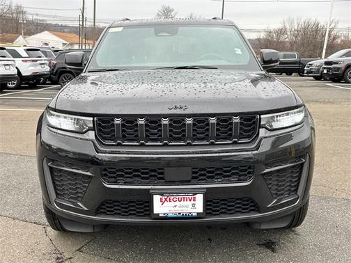 2026 Jeep Grand Cherokee Altitude