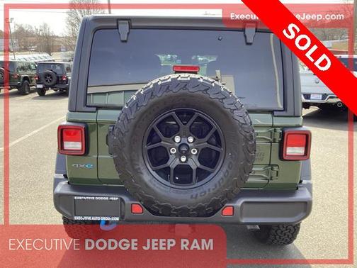 2024 Jeep Wrangler 4xe Willys