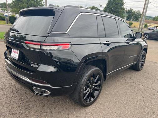 2023 Jeep Grand Cherokee 4xe Overland