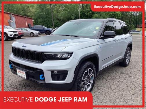 2023 Jeep Grand Cherokee 4xe Trailhawk