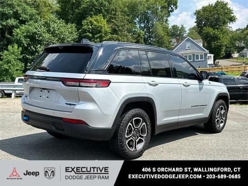 2023 Jeep Grand Cherokee 4xe Trailhawk
