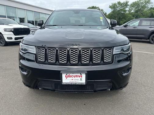 2021 Jeep Grand Cherokee Laredo