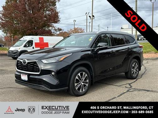 2022 Toyota Highlander XLE