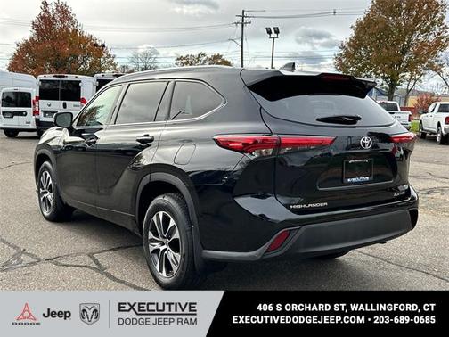 2022 Toyota Highlander XLE