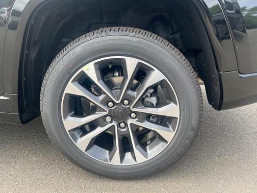 2025 Jeep Grand Cherokee Overland