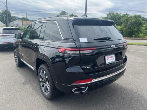 2025 Jeep Grand Cherokee Overland
